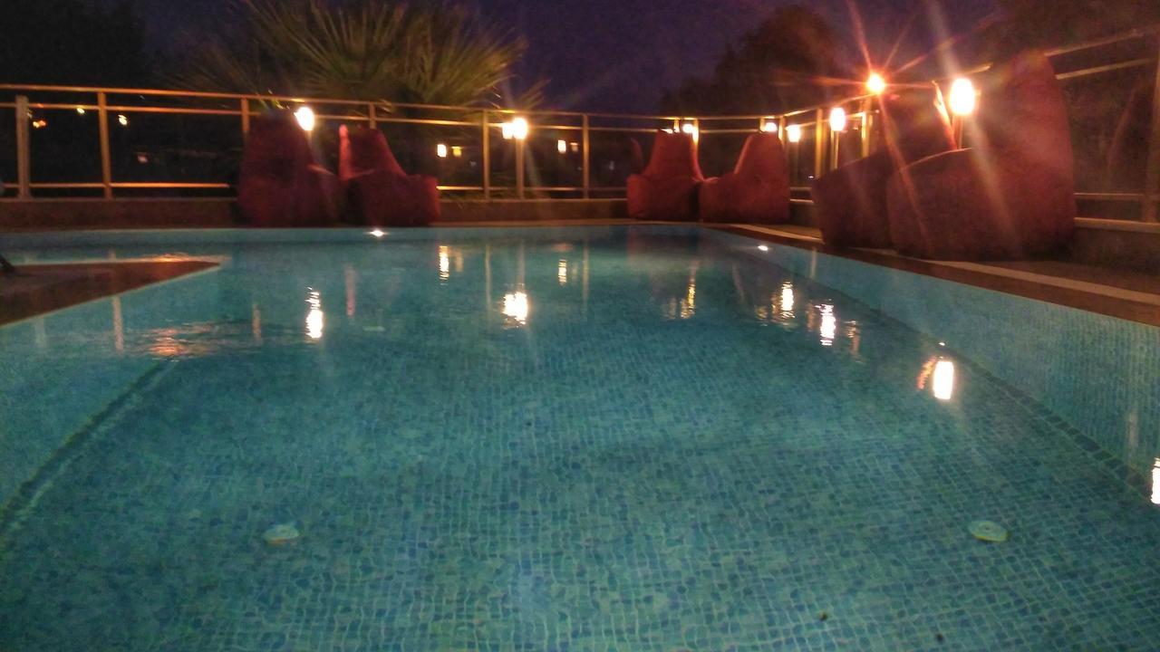Demir Suit Hotel Kusadası Exterior foto